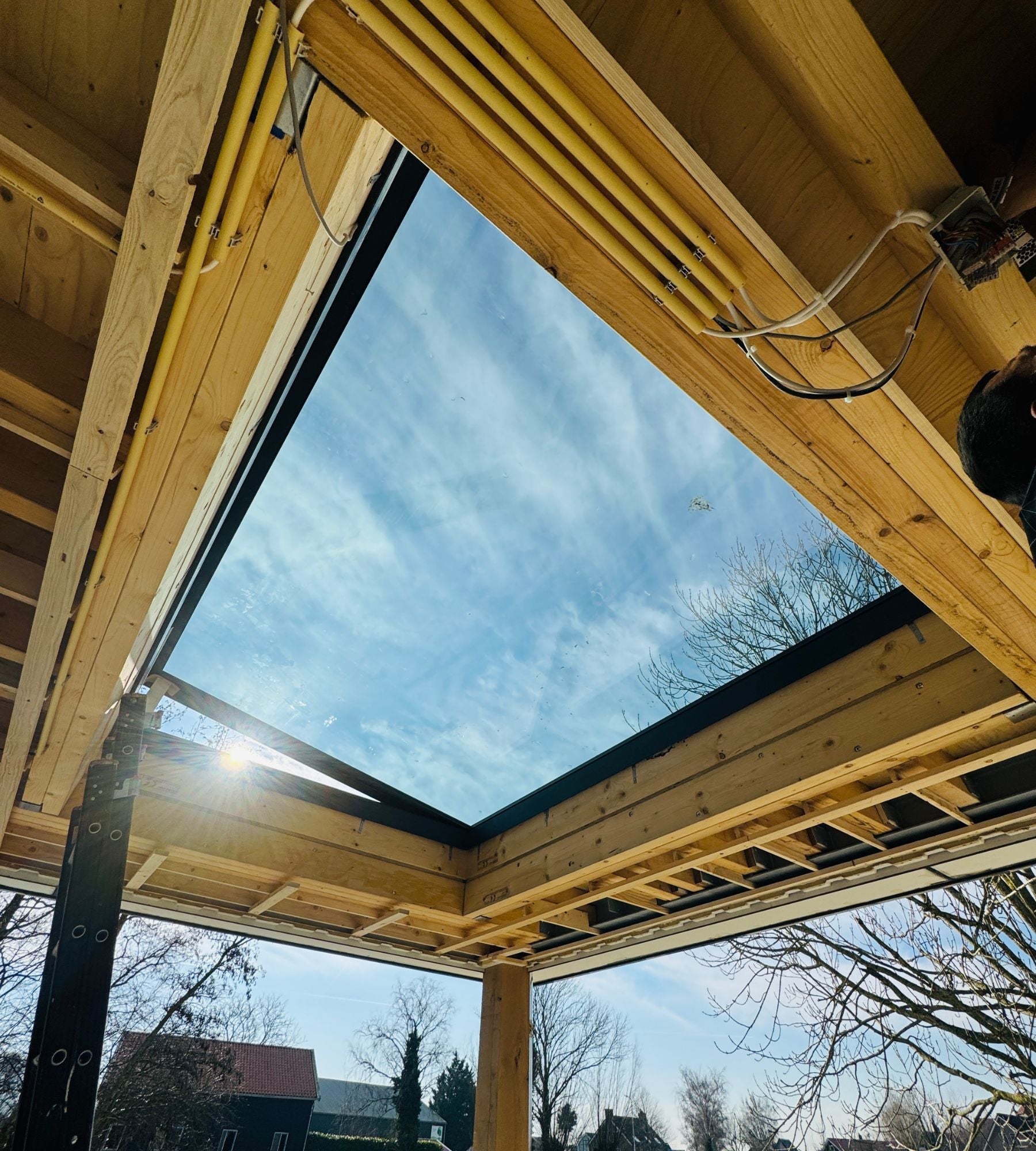 Dakramen elektrisch openen