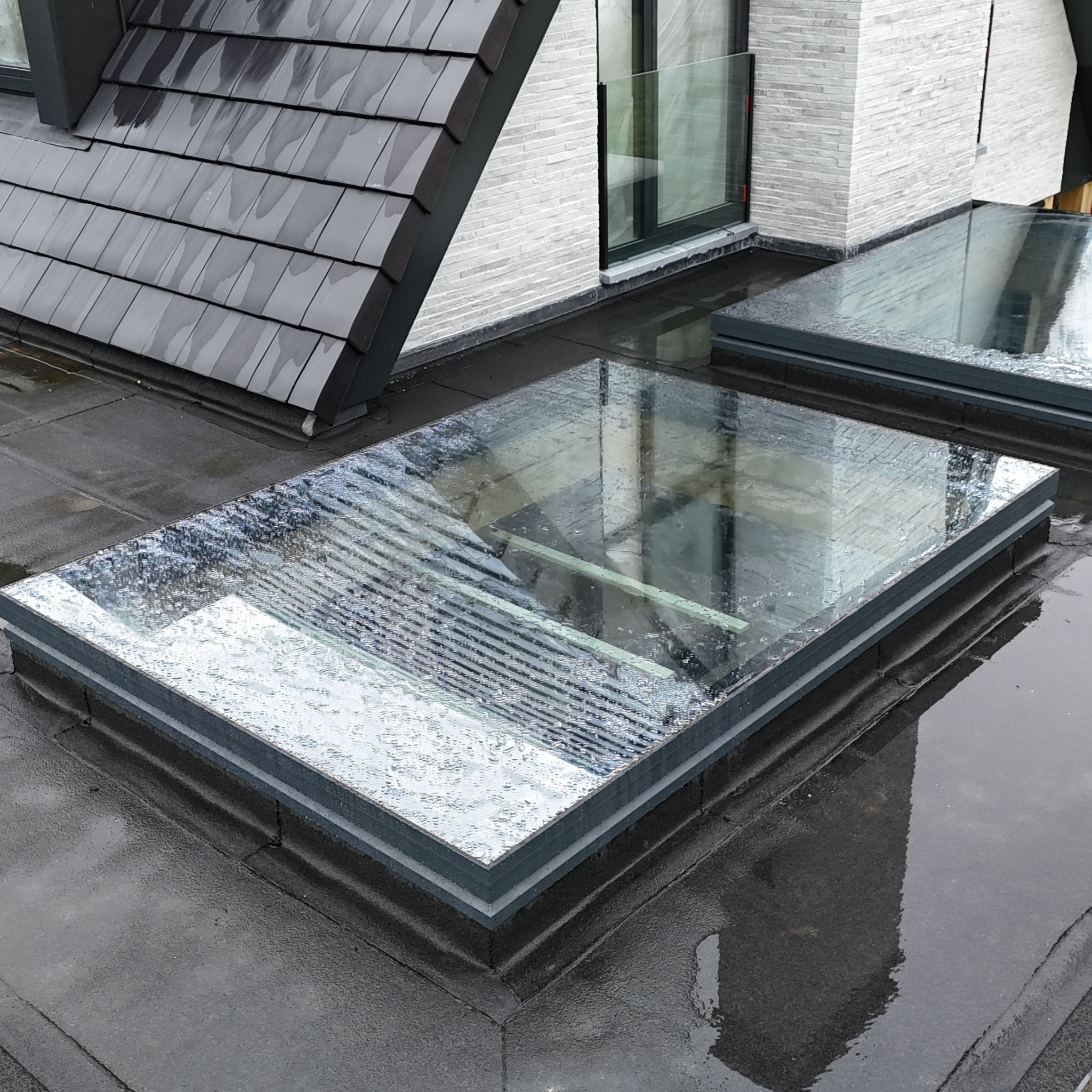 120 x 120 cm Dakraam elektrisch openen