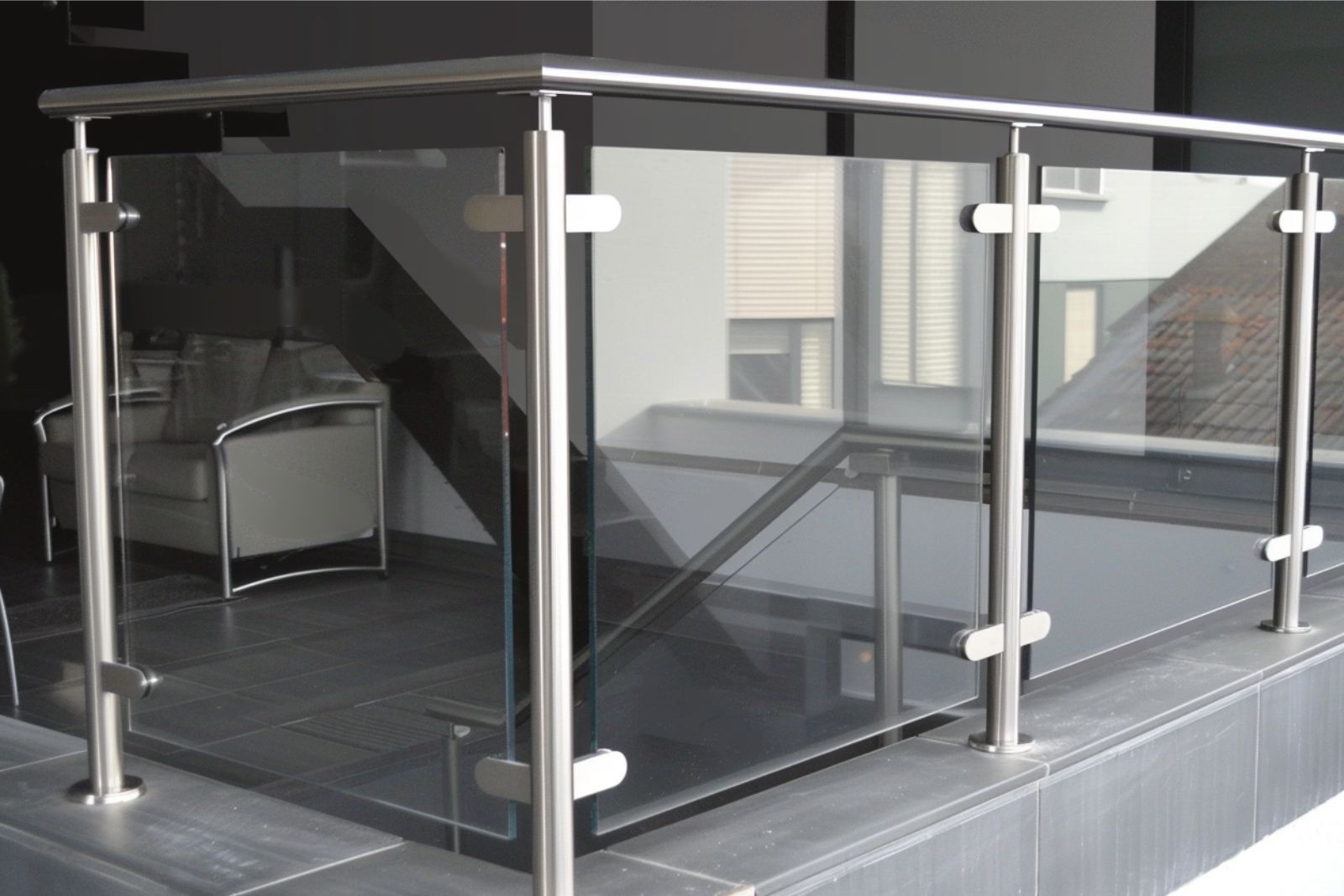 Roestvrijstalen Balustrade Eindpaal - Links