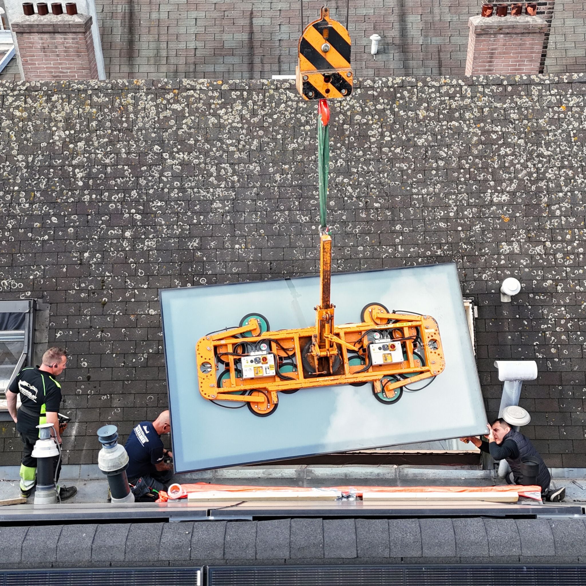 60 x 90 cm Aluminium dakraam – Dubbel glas