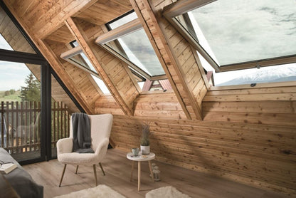 Roto Schuin dakvenster midden draaiend 54 x 78 cm Wit gelakt hout