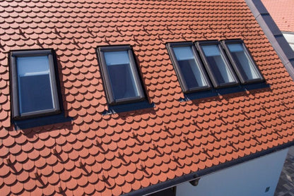 Roto Schuin dakvenster midden draaiend 74 x 98 cm Wit gelakt hout