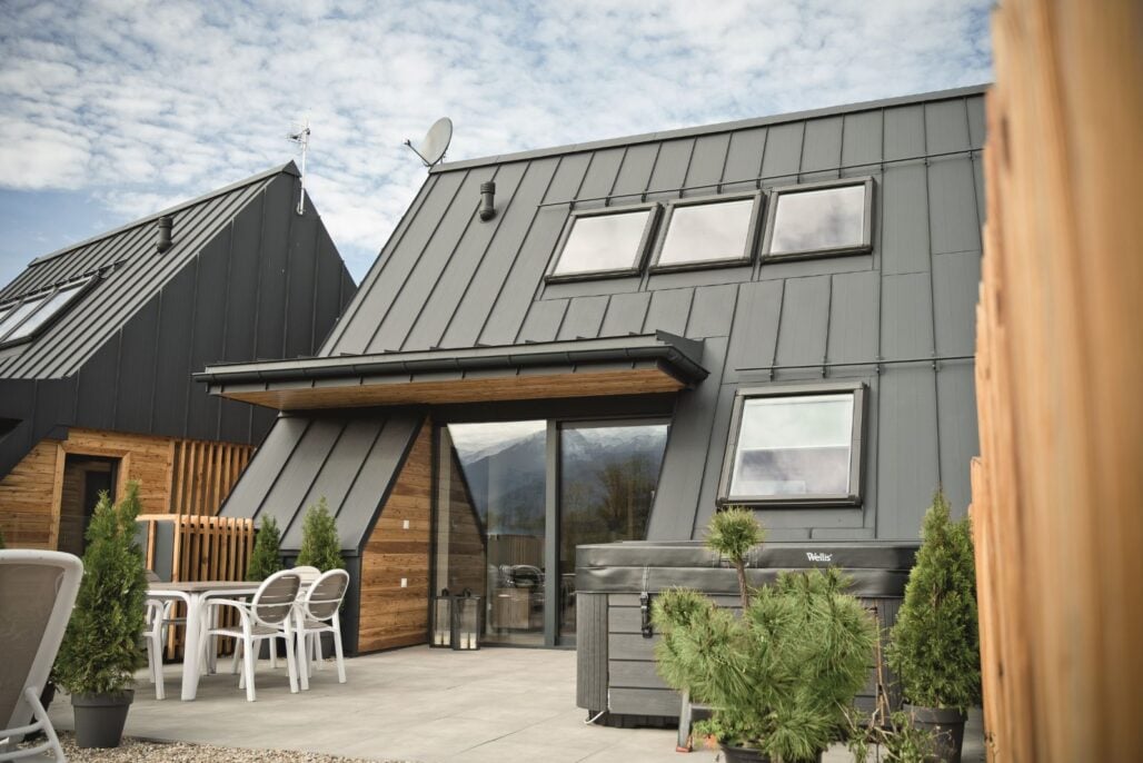 Roto Schuin Dakraam Midden Draaibaar 114 x 118 cm kunststof wit